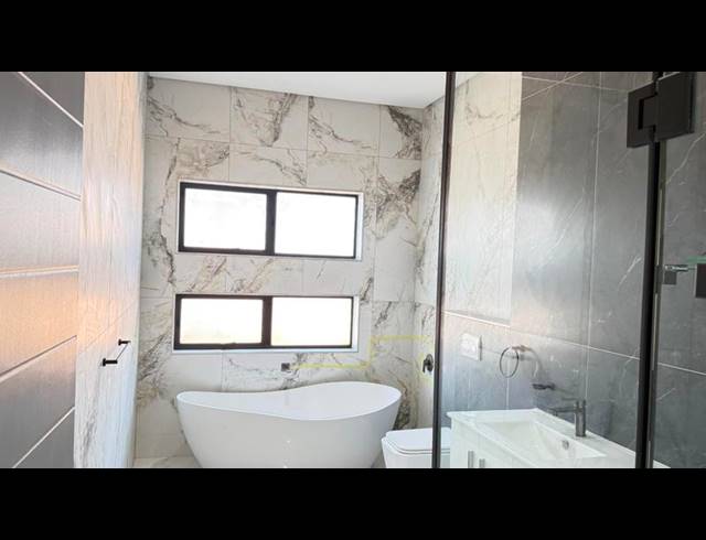 4 BEDROOM HOUSE FOR SALE IN FOUNTAINBROOK ESTATE